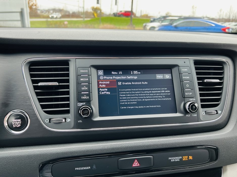 2020 Kia Sedona LX+ 3.3L-23