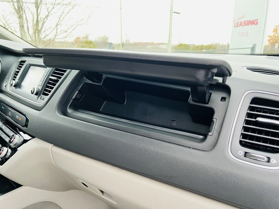 2020 Kia Sedona LX+ 3.3L-30