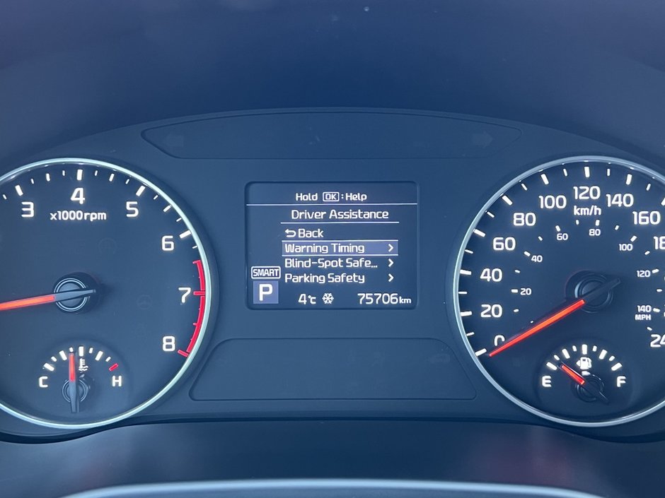 2022 Kia Seltos LX-23