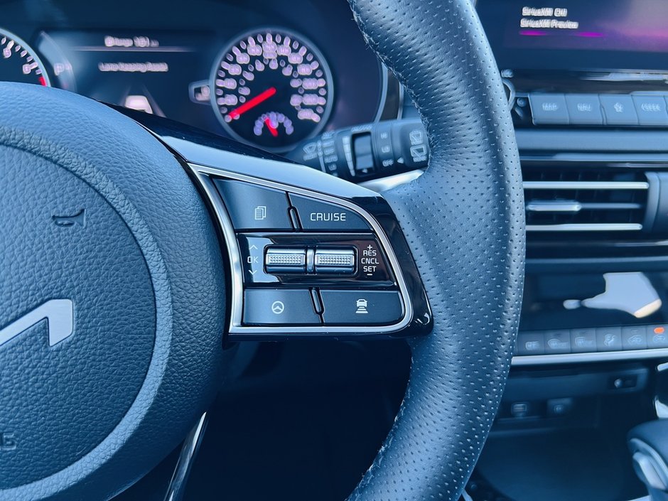 2022 Kia Seltos SX Turbo AWD-24