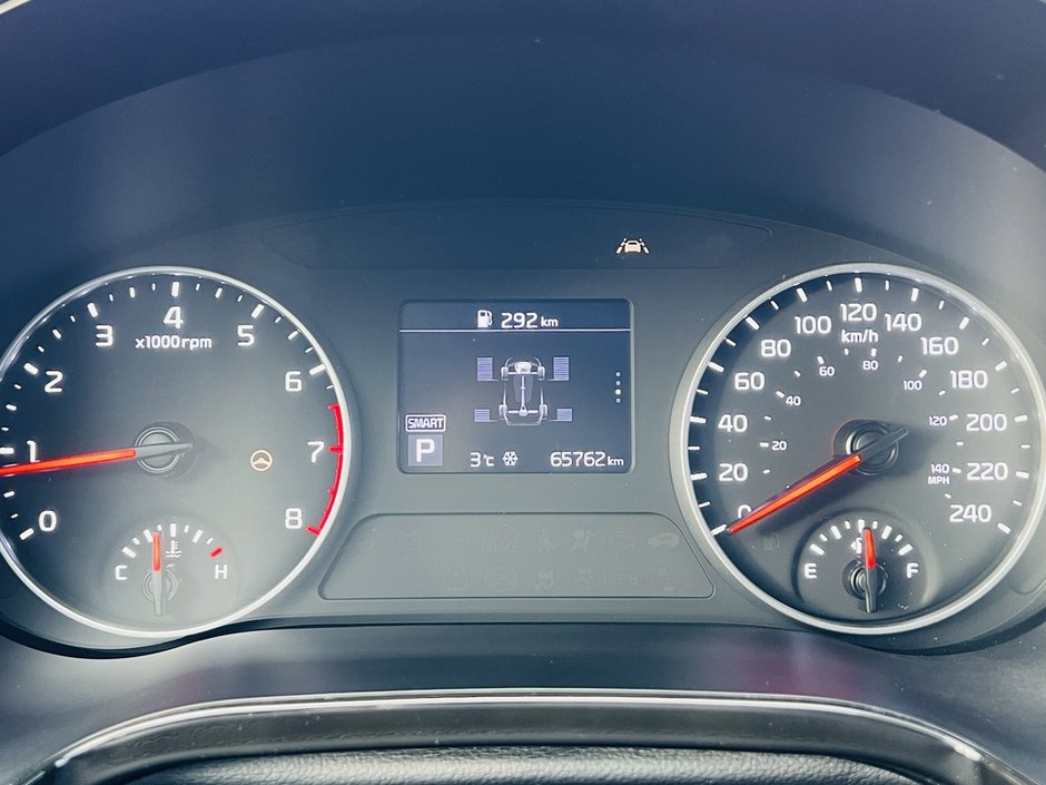 2022 Kia Seltos EX AWD-23