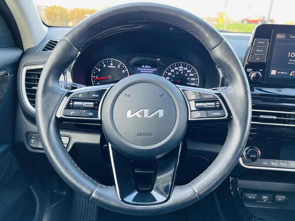 2022 Kia Seltos EX AWD-12