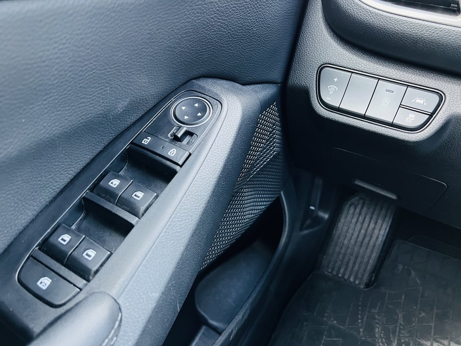 2022 Kia Seltos EX AWD-11