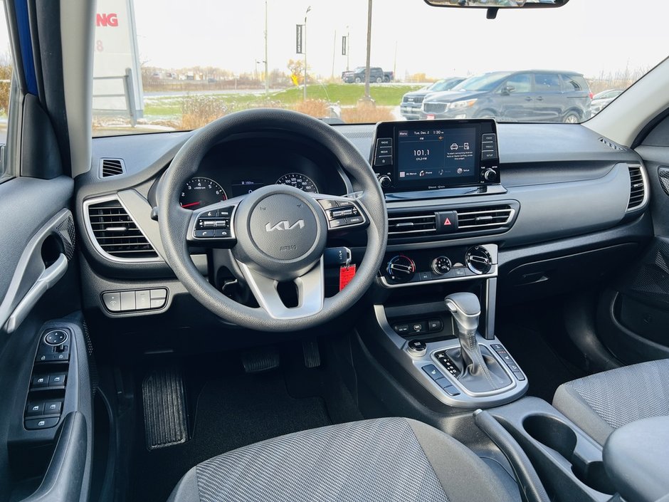 2022 Kia Seltos LX AWD-11