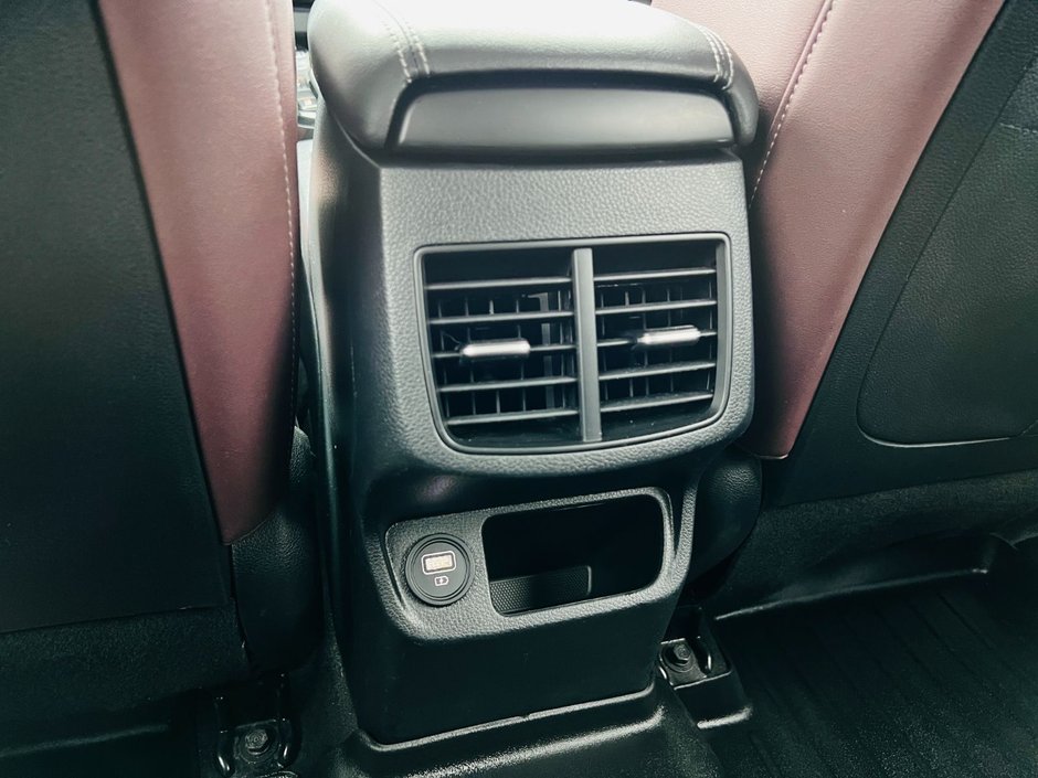 Kia Seltos SX Turbo 2022-37