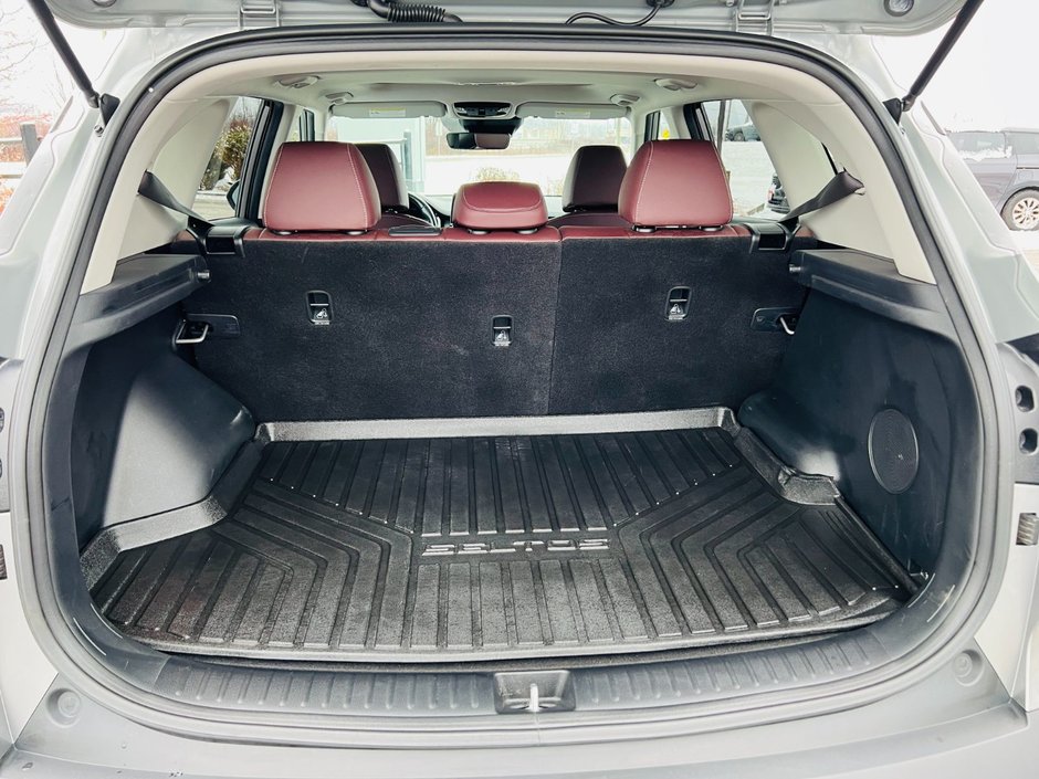 Kia Seltos SX Turbo 2022-40