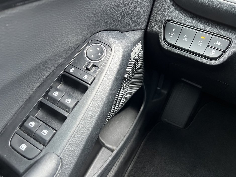 2023 Kia Seltos SX Turbo-10