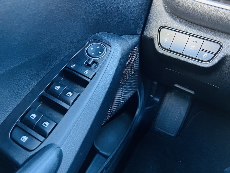 2023 Kia Seltos LX AWD-10