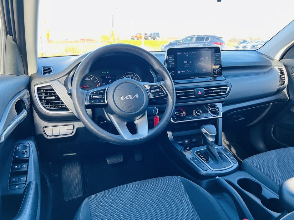 2023 Kia Seltos LX AWD-9