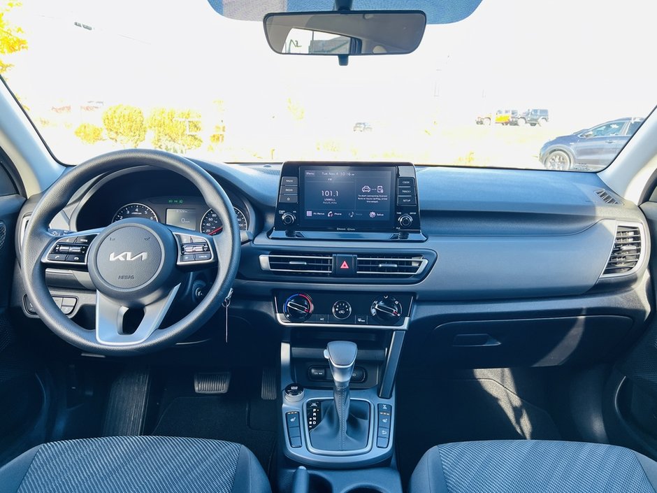 2023 Kia Seltos LX AWD-8