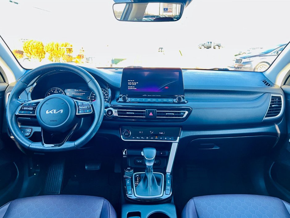 Kia Seltos SX Turbo 2023-10