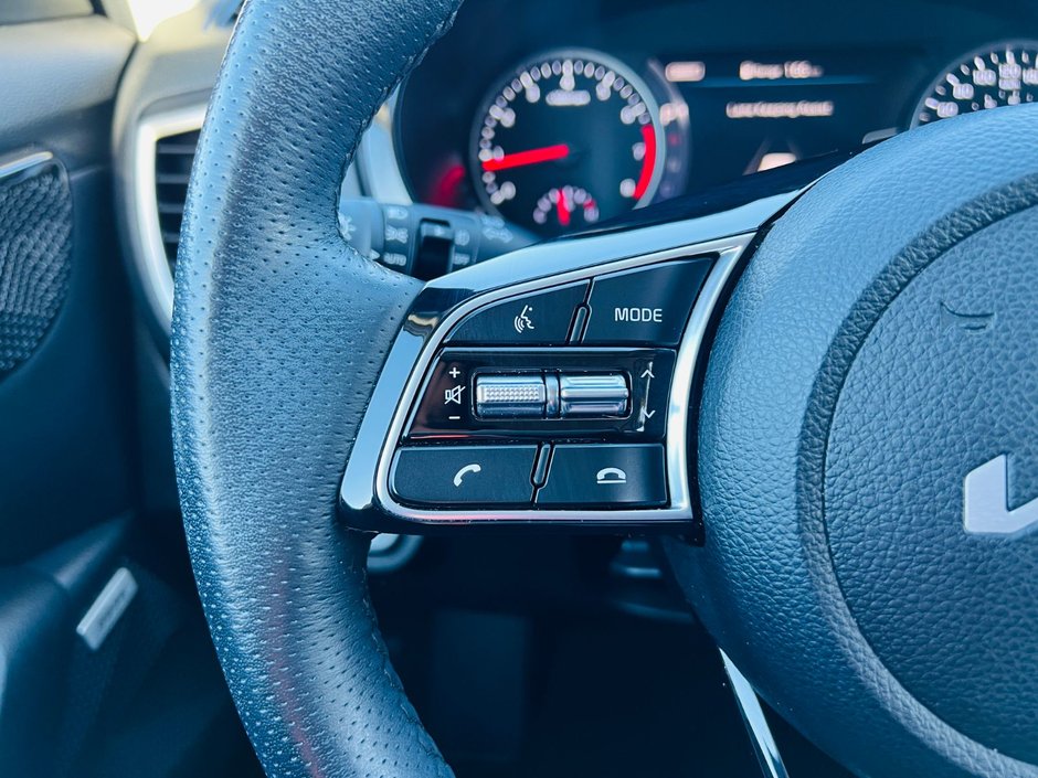 Kia Seltos SX Turbo 2023-14