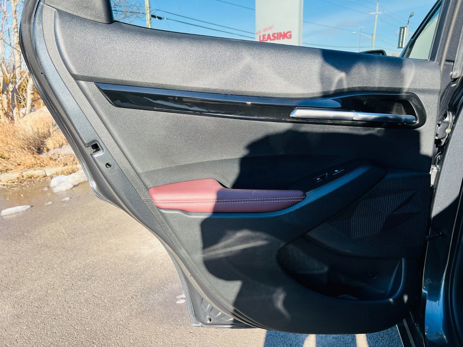 Kia Seltos SX Turbo 2023-59