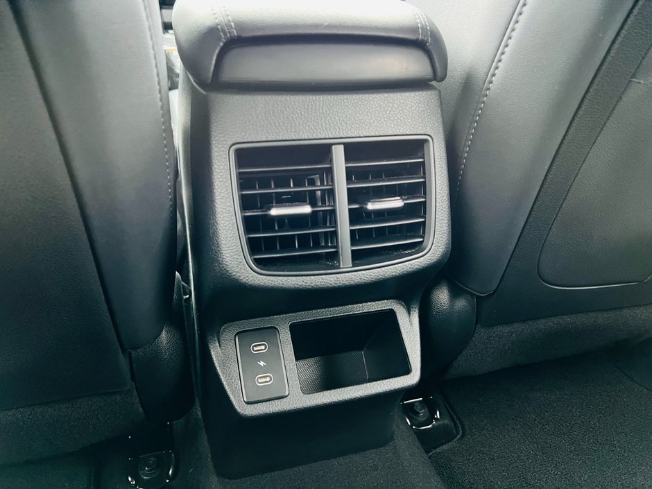 2024 Kia Seltos EX Premium AWD-10