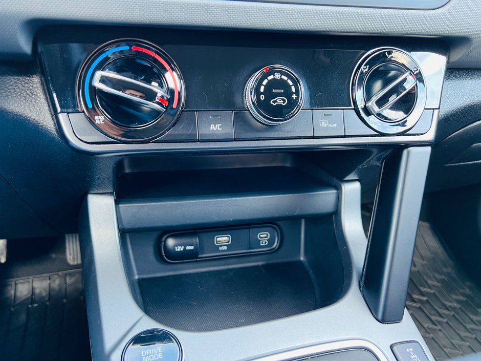 2024 Kia Seltos LX AWD-36