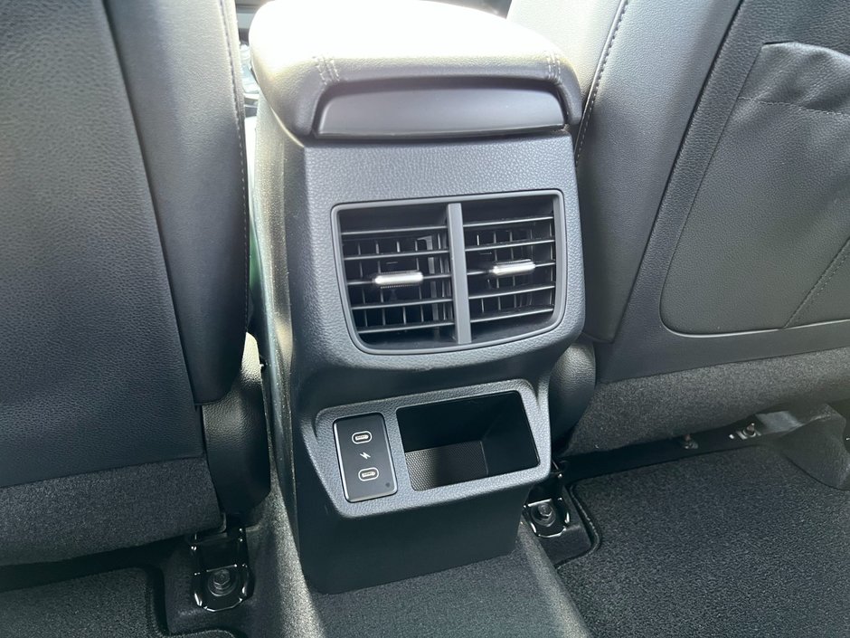 Kia Seltos X-LINE 2025-63