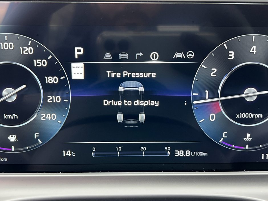 Kia Seltos X-LINE 2025-20