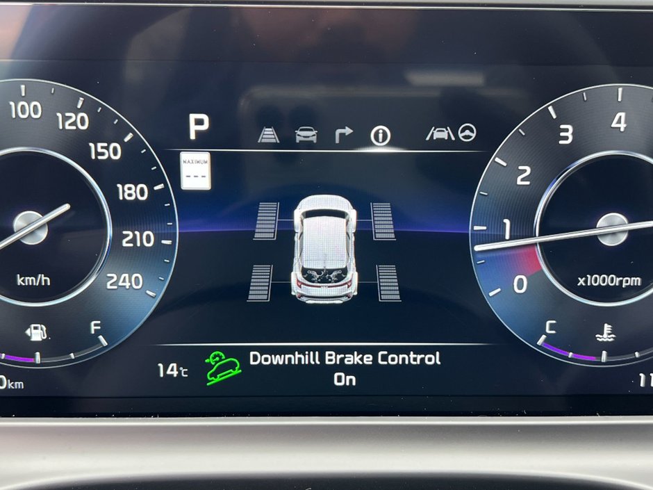 Kia Seltos X-LINE 2025-21