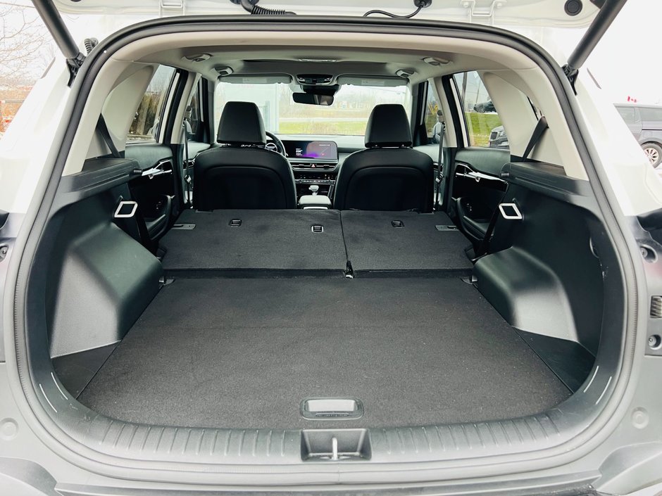 Kia Seltos EX Premium AWD 2025-64