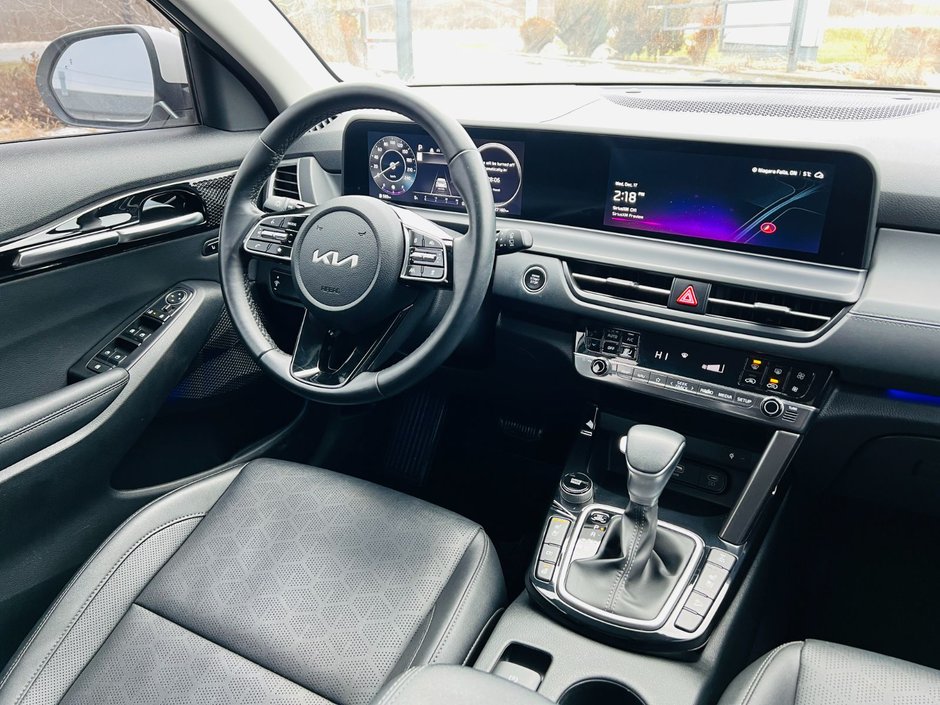 Kia Seltos EX Premium AWD 2025-26