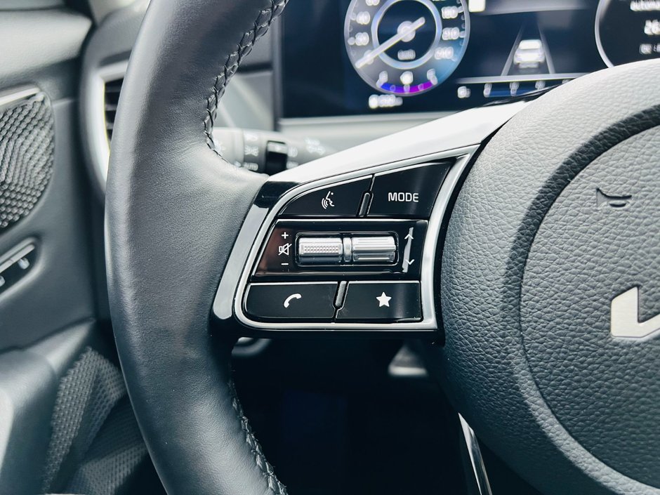 Kia Seltos EX Premium AWD 2025-12