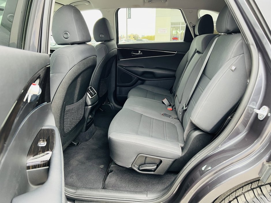 2019 Kia Sorento LX AWD-29