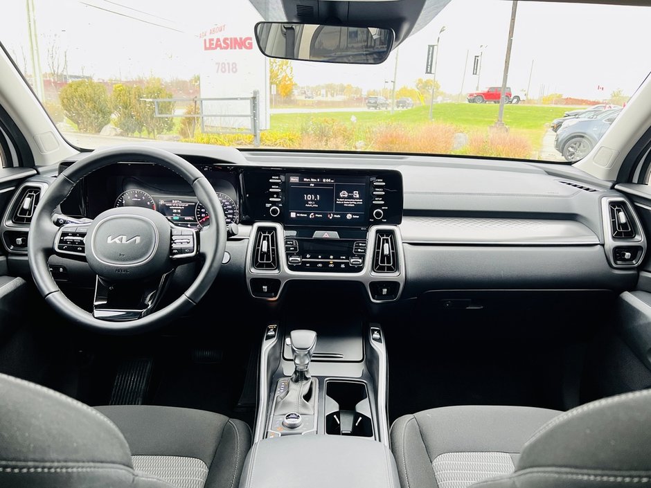 2022 Kia Sorento X-Line AWD-9