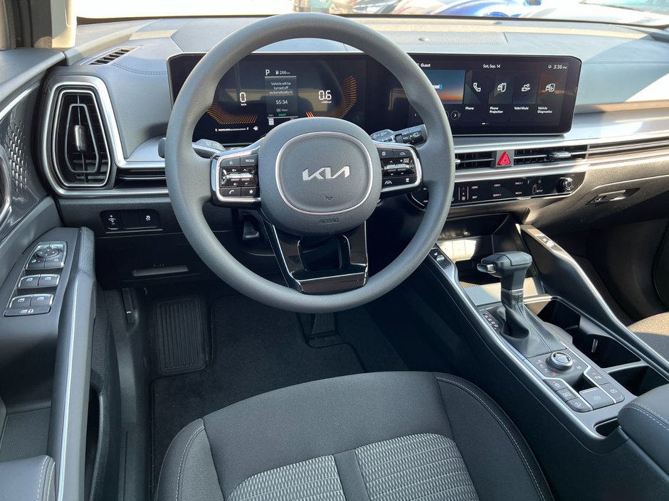 2025 Kia Sorento LX-11