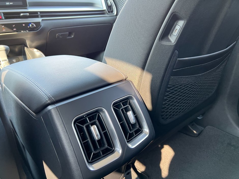 2025 Kia Sorento LX-52