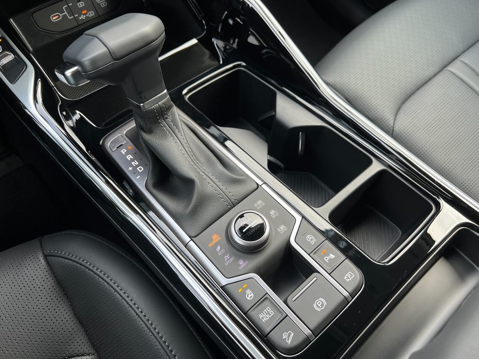 2025 Kia Sorento X-Line-53