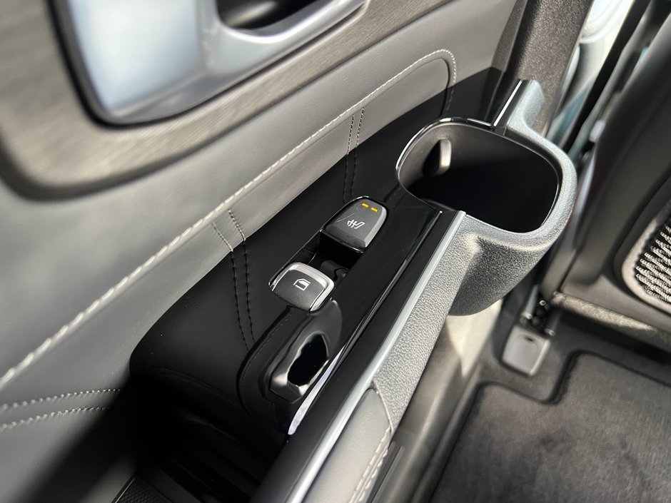 2025 Kia Sorento X-Line-60