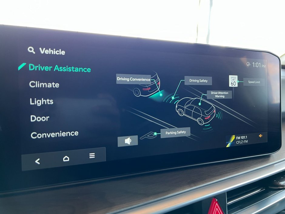 Kia Sorento X-Line 2025-31