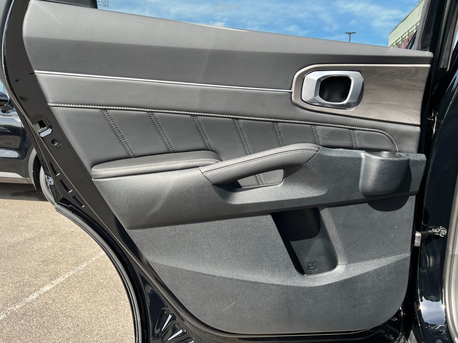 Kia Sorento X-Line 2025-57