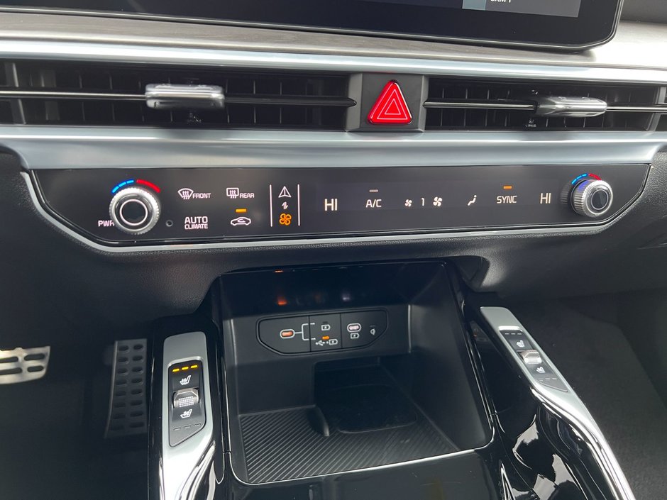 Kia Sorento X-Line Limited Black Interior 2025-66