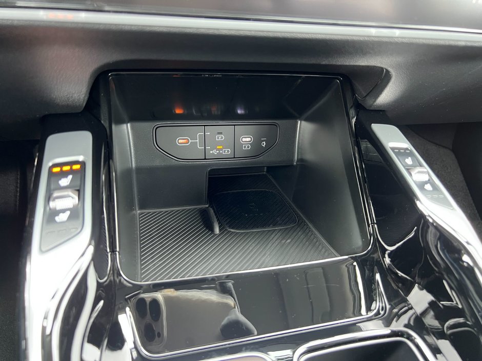 Kia Sorento X-Line Limited Black Interior 2025-68