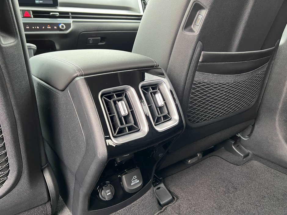 Kia Sorento X-Line Limited Black Interior 2025-79