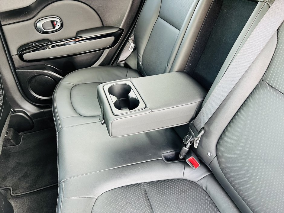 2019 Kia Soul EX Premium-40