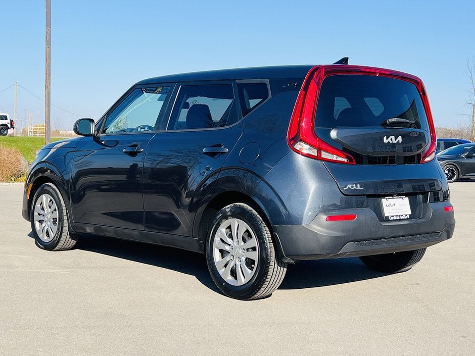 2022 Kia Soul LX-1