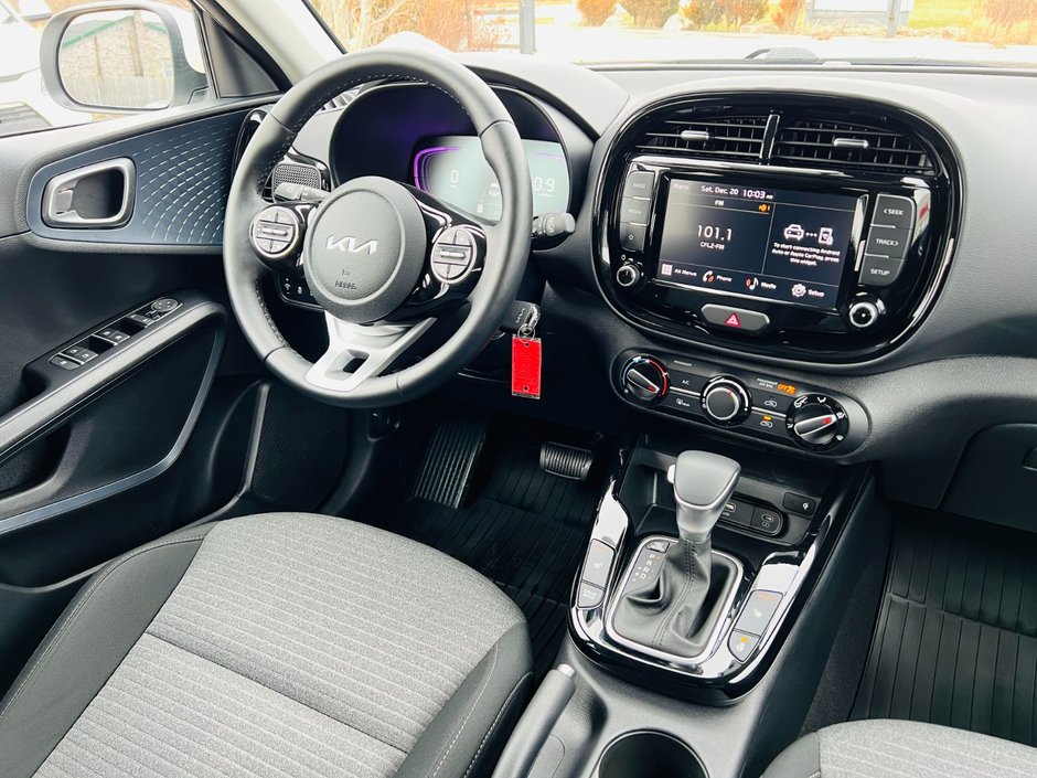 Kia Soul EX+ 2025-24