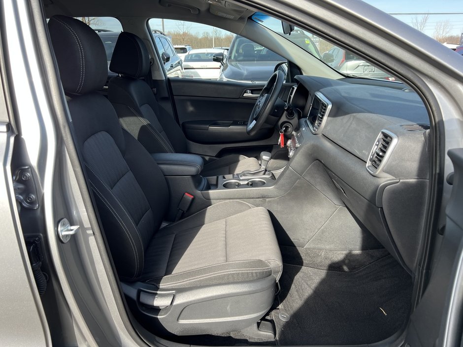 2020 Kia Sportage LX AWD-8