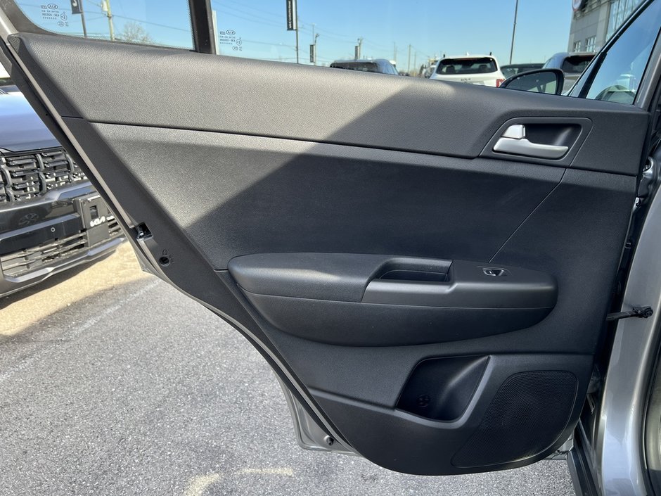 2020 Kia Sportage LX AWD-33