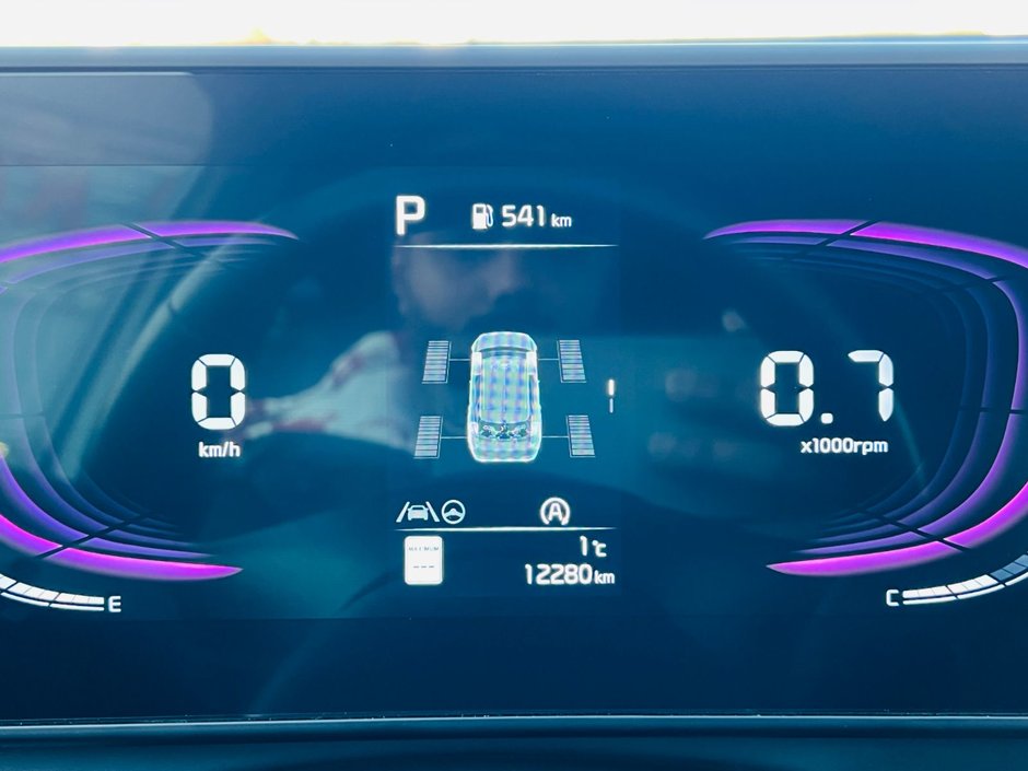 Kia Sportage EX Premium 2024-23