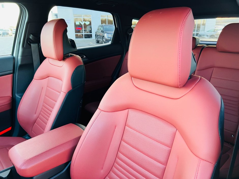 Kia Sportage EX Premium 2024-8