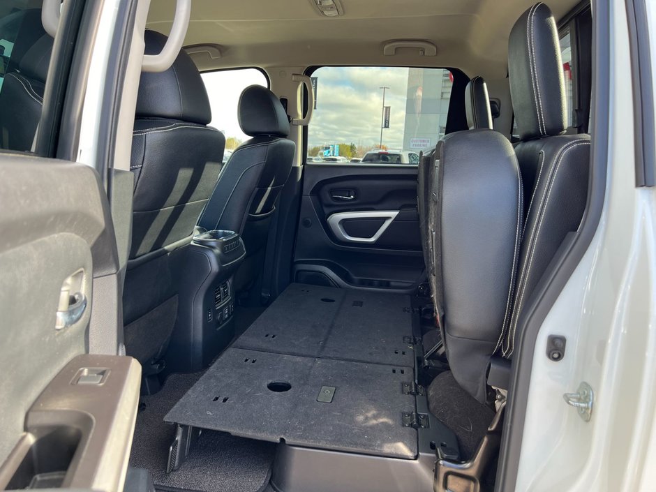 2019 Nissan Titan 4x4 Crew Cab PRO-4X-50