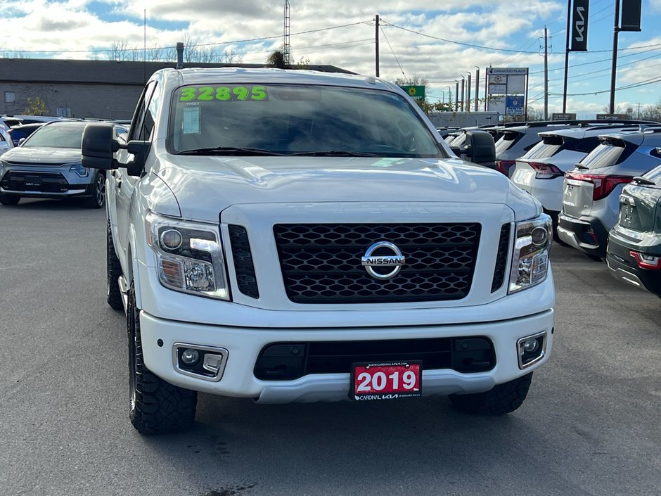 2019 Nissan Titan 4x4 Crew Cab PRO-4X-5