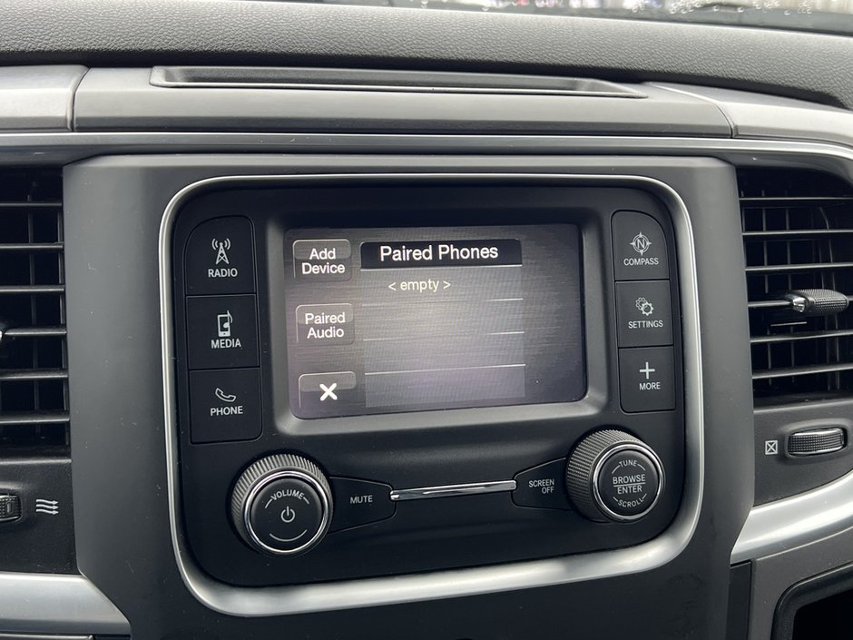 2022 Ram 1500 Classic SLT-21