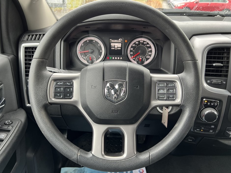 2022 Ram 1500 Classic SLT-14