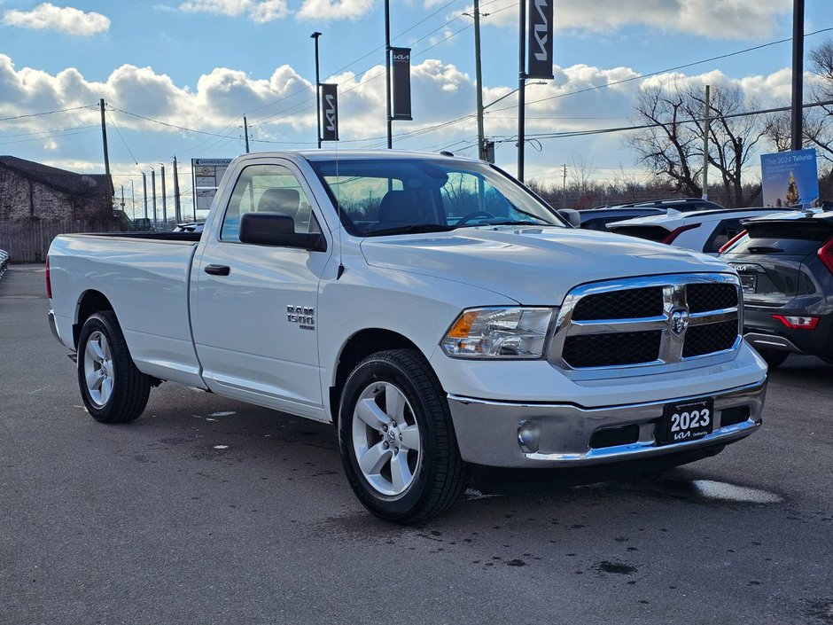 2023 Ram 1500 Classic Tradesman-4