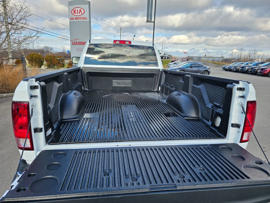 2023 Ram 1500 Classic Tradesman-2