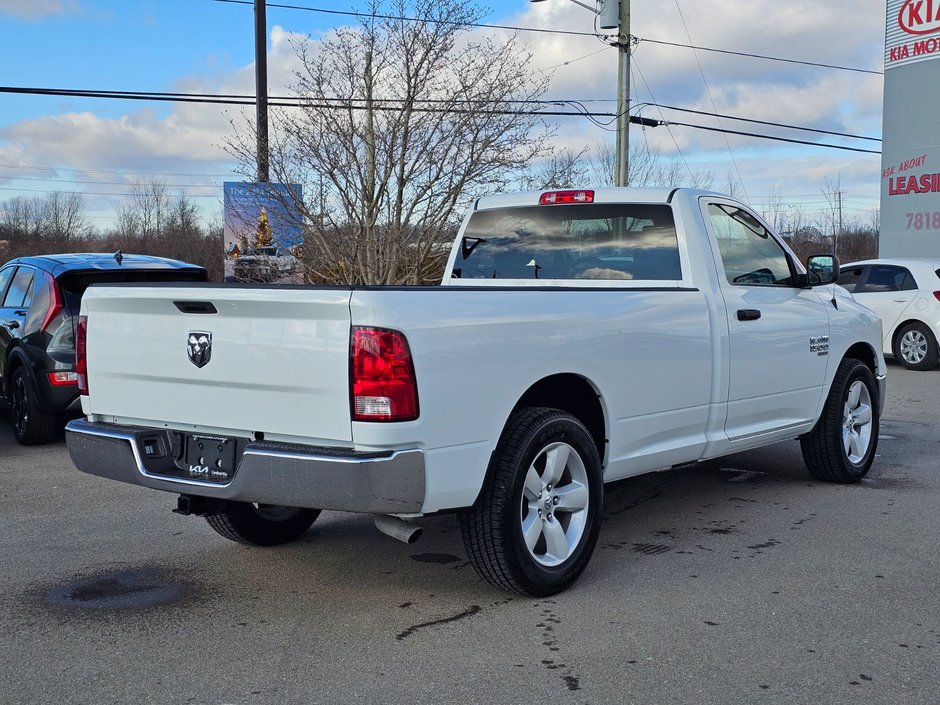 2023 Ram 1500 Classic Tradesman-3